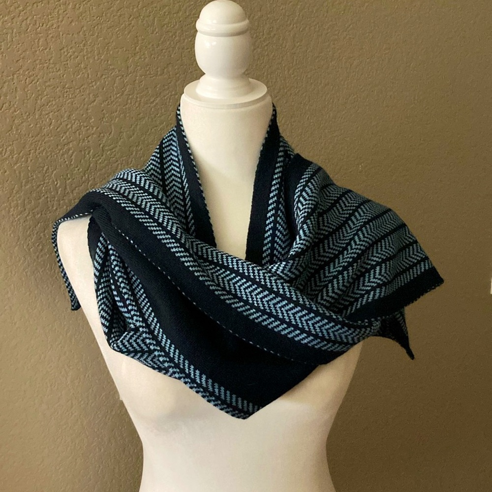 Vince Camuto Scarf - Navy and Light Blue Chevron Pattern